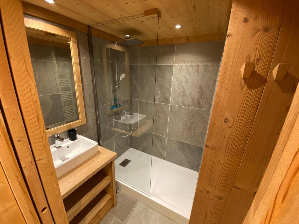 L'Etesy, rénové en 2021, pied des pistes et spa Montgenèvre Extérieur photo