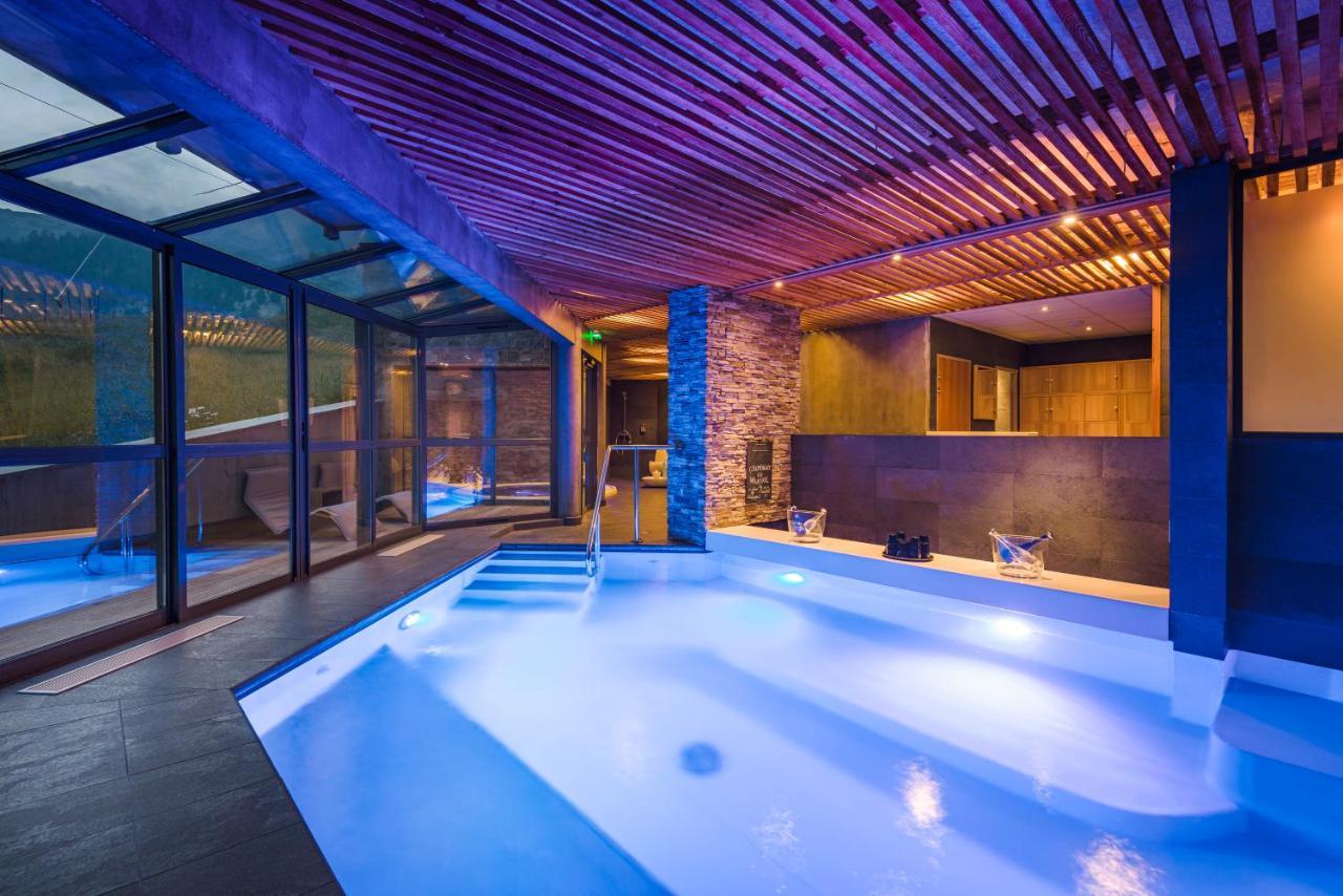 L'Etesy, rénové en 2021, pied des pistes et spa Montgenèvre Extérieur photo