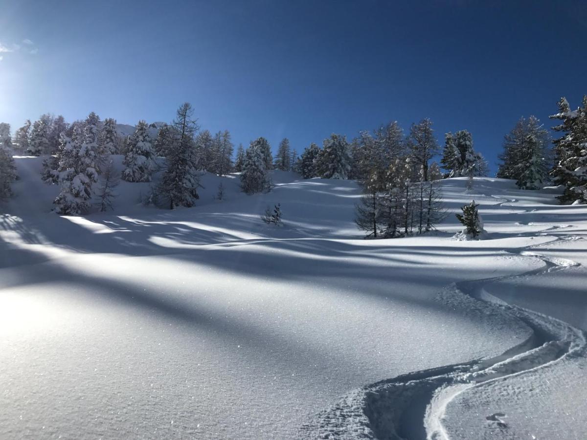 L'Etesy, rénové en 2021, pied des pistes et spa Montgenèvre Extérieur photo