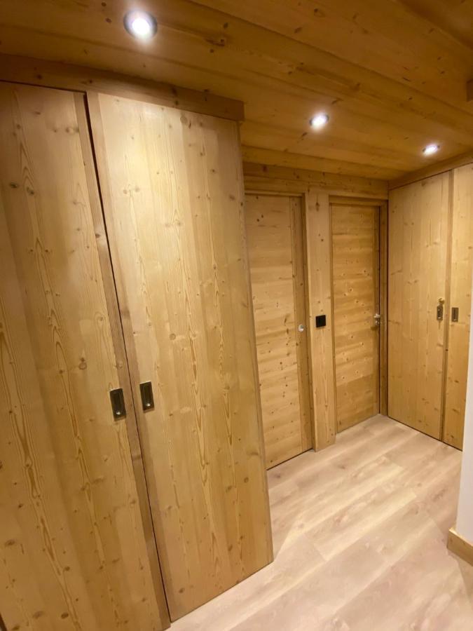 L'Etesy, rénové en 2021, pied des pistes et spa Montgenèvre Extérieur photo