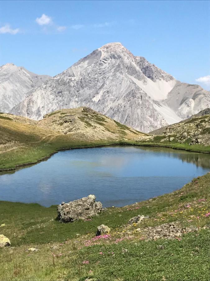 L'Etesy, rénové en 2021, pied des pistes et spa Montgenèvre Extérieur photo